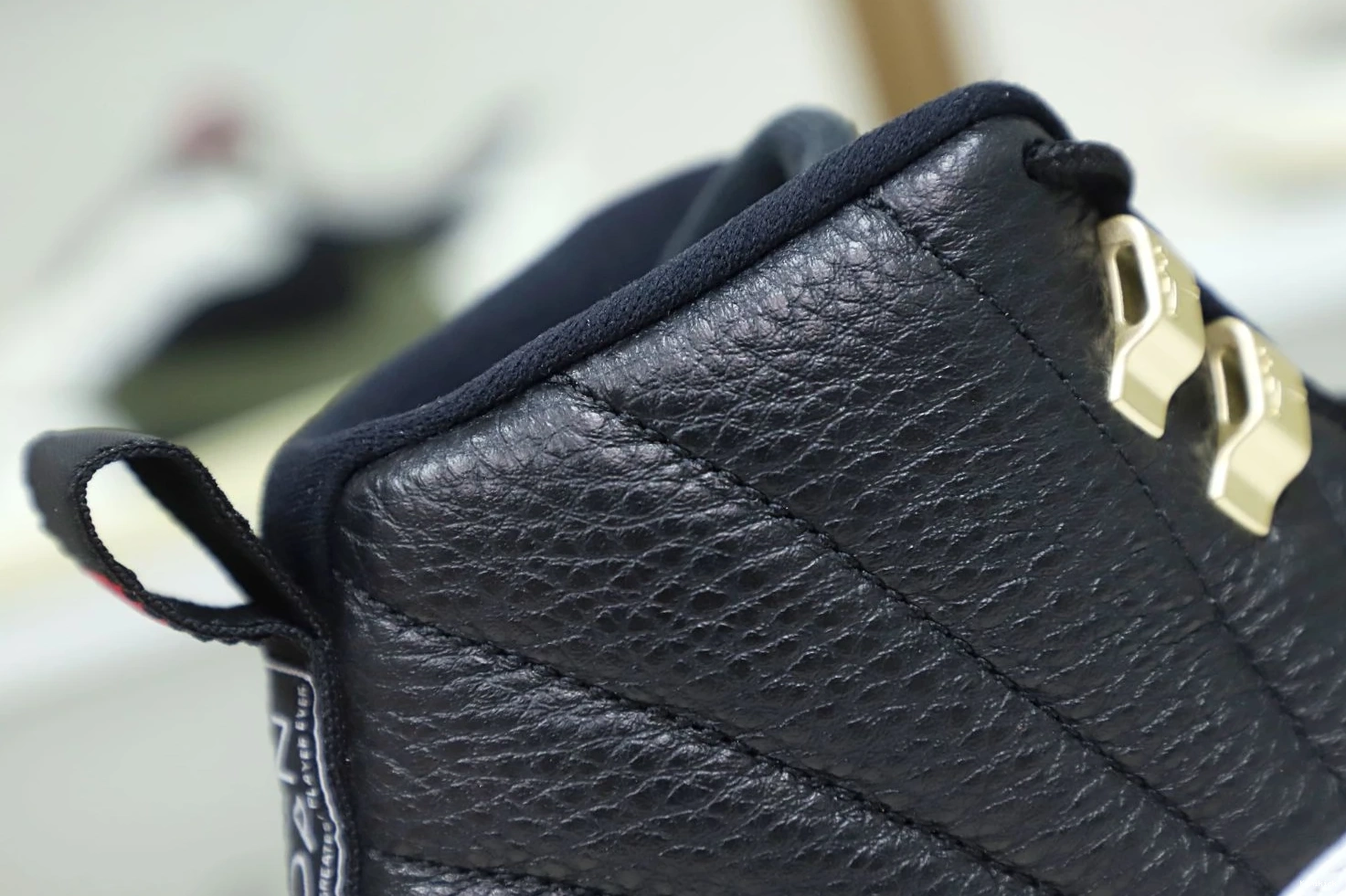 Kimikick GoAnywhere AIR RETRO JORDAN 12 PLAYOFFS 2018 0602